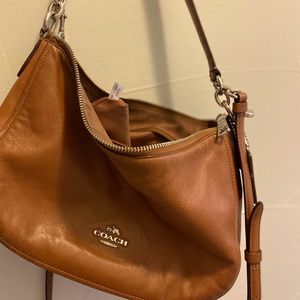 COACH Women’s Pebble Chelsea Crossbody